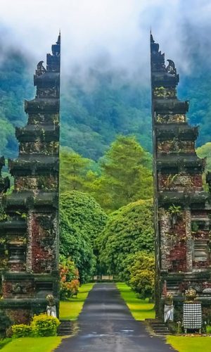 bali_gates